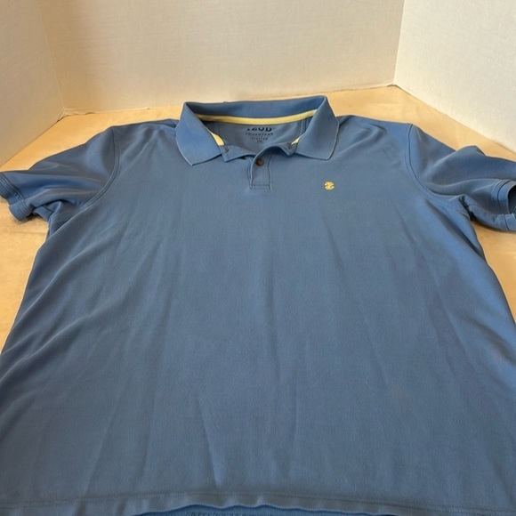 Izod Other - Men’s IZOD Advantage Stretch top Light Blue Size XXL